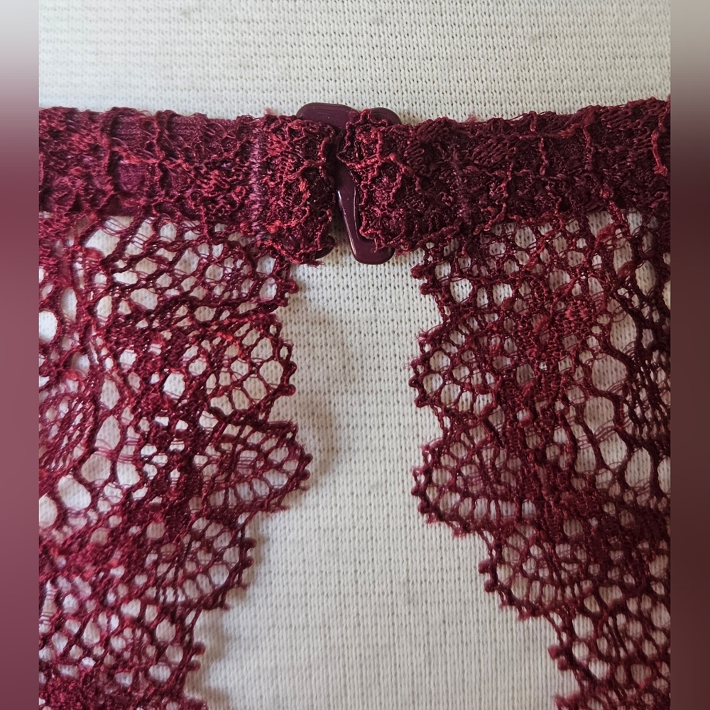 NWT KMART Sexy Sheer Burgundy Lace Bralette Crop Top L/XL - Picture 6 of 8